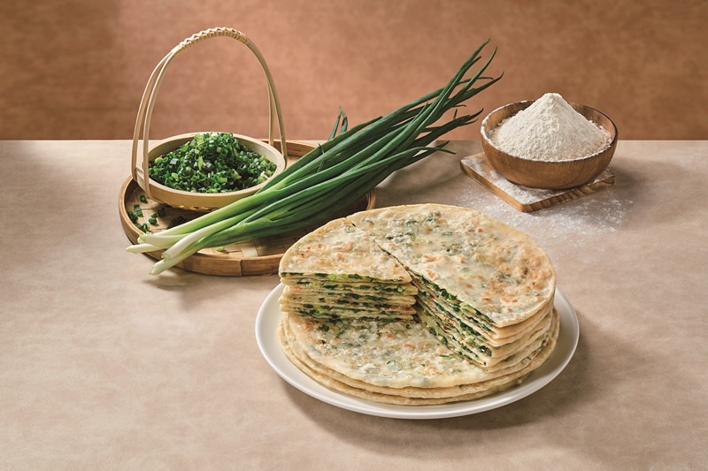 葱油饼+葱花+面粉+横图_副本.jpg